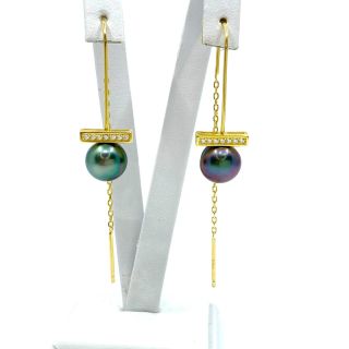 ✨ Pro ženu, která chce vyniknout – decentně, ale naprosto nezaměnitelně. ✨ Naše nové stříbrné pozlacené náušnice s pravými...