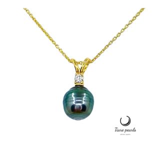 ✨ Zářivý šperk, který si zamilujete. Minimalistický a přesto nepřehlédnutelný – tento náhrdelník s přírodní tahitskou...